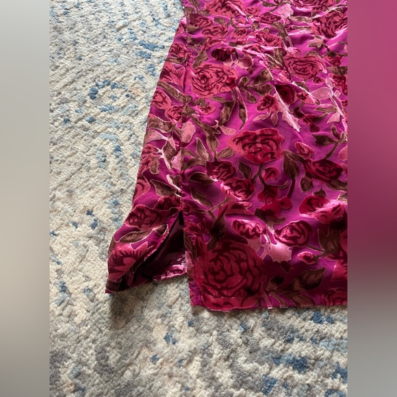 Nwt Tobi Velvet Rose Valentine Dress - Picture 4 of 4